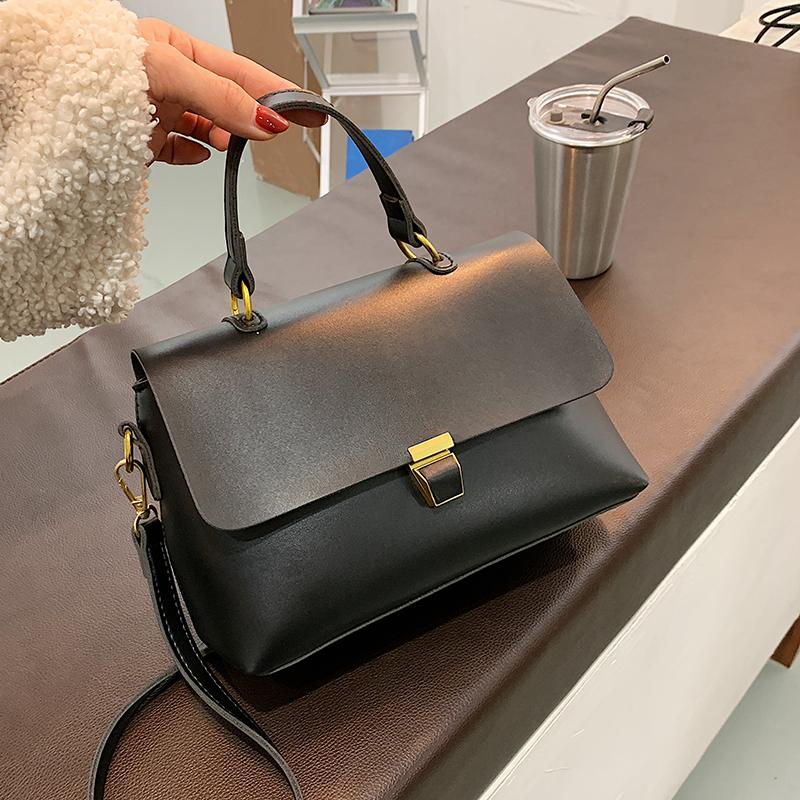 2021 PU Leather Crossbody Bags 2021 Shoulder Bag Solid Color Simple Women's Trend Lux Black Handbags and Purses
2021 PU Leather Crossbody Bags 2021 Shoulder Bag Solid Color Simple Women's Trend Lux Black Handbags and Purses