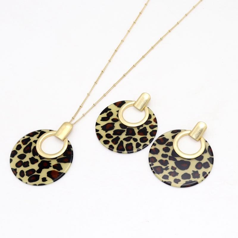 Fashion Round Leopard Print Pendant Necklace Long Chain Sweater Necklace & Matched ACC Geometric Body Jewelry
Fashion Round Leopard Print Pendant Necklace Long Chain Sweater Necklace & Matched ACC Geometric Body Jewelry