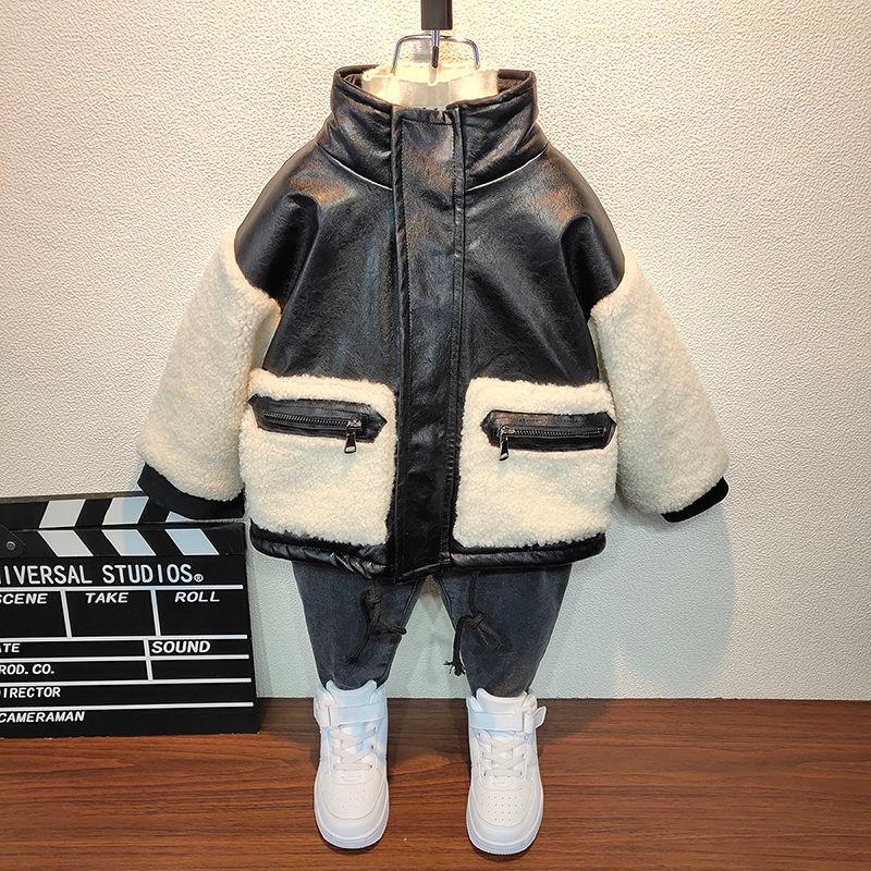 202 New Winter Boys Leather Children Jacket Fleece Jackets Boys Coats Kids Baby Thick Warm Outerwear for Clothing D445, Black
202 New Winter Boys Leather Children Jacket Fleece Jackets Boys Coats Kids Baby Thick Warm Outerwear for Clothing D445, Black