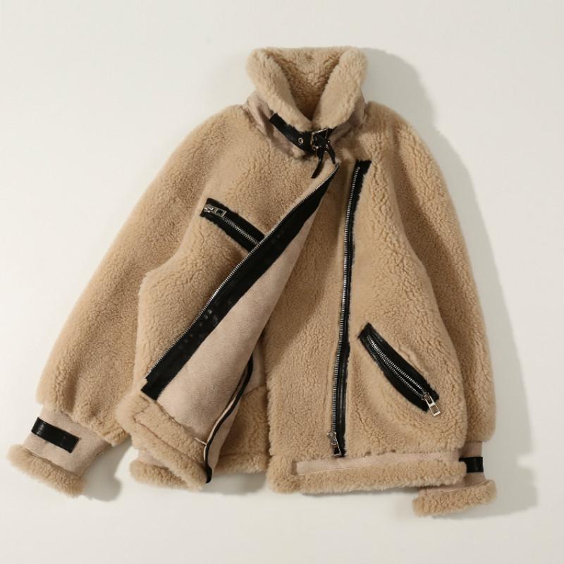 Female Haining Autumn and Winter New Korean Version of The Motorcycle Short Model Show Thin Grain Sheep Shear Lamb Fur and Fur, Beige
Female Haining Autumn and Winter New Korean Version of The Motorcycle Short Model Show Thin Grain Sheep Shear Lamb Fur and Fur, Beige