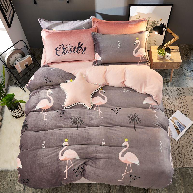 6pcs fannel velvet Duvet Cover Sets single Queen Size Bedding Sets Pillowcases Giraffe pig bed cover Bed Linen
6pcs fannel velvet Duvet Cover Sets single Queen Size Bedding Sets Pillowcases Giraffe pig bed cover Bed Linen