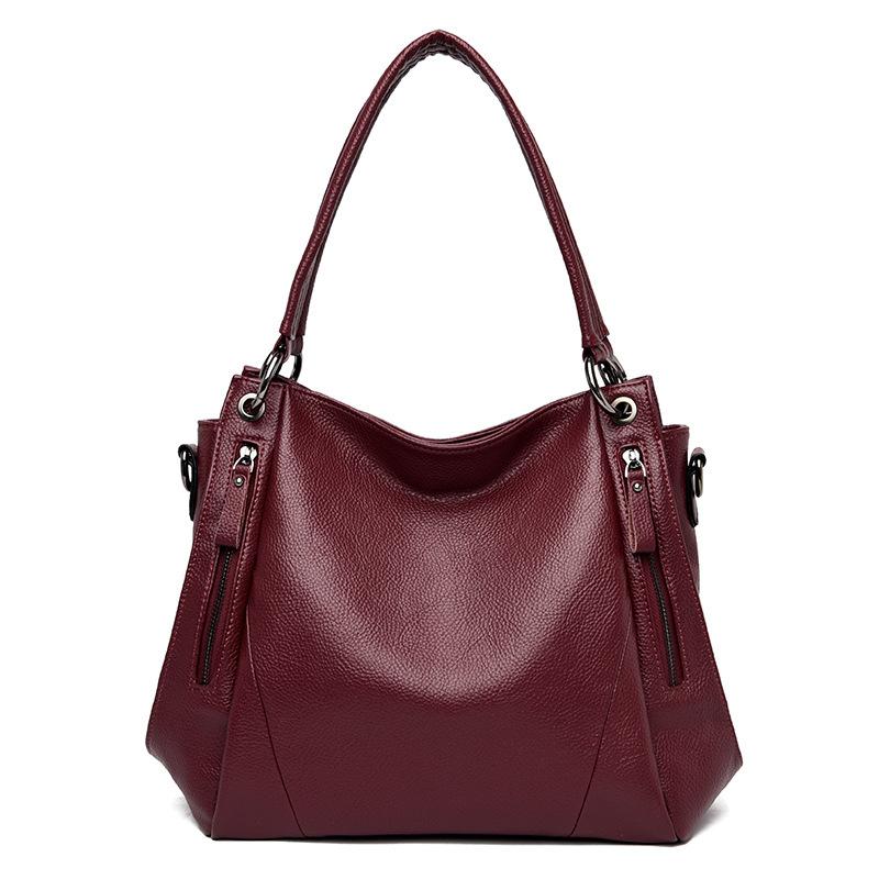 2021 new leather Boston bag European and American style female bag retro soft leather single shoulder female, Black
2021 new leather Boston bag European and American style female bag retro soft leather single shoulder female, Black