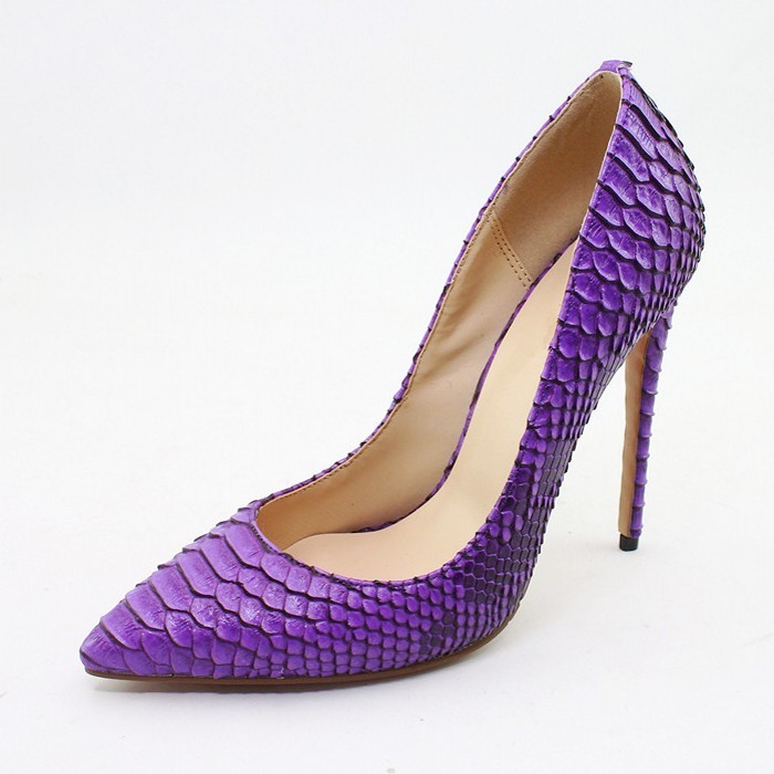 Women's in heels, pumps, purple solid, toe-sliding, branded wedding shoes 2020, new d010c. G5G0, 10 cm heel height
Women's in heels, pumps, purple solid, toe-sliding, branded wedding shoes 2020, new d010c. G5G0, 10 cm heel height