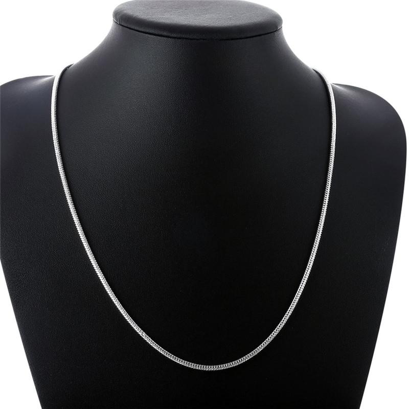 Hot Silver color 3MM snake chain necklace length16-24 inches cool street style fashion jewelry good quality N192
Hot Silver color 3MM snake chain necklace length16-24 inches cool street style fashion jewelry good quality N192