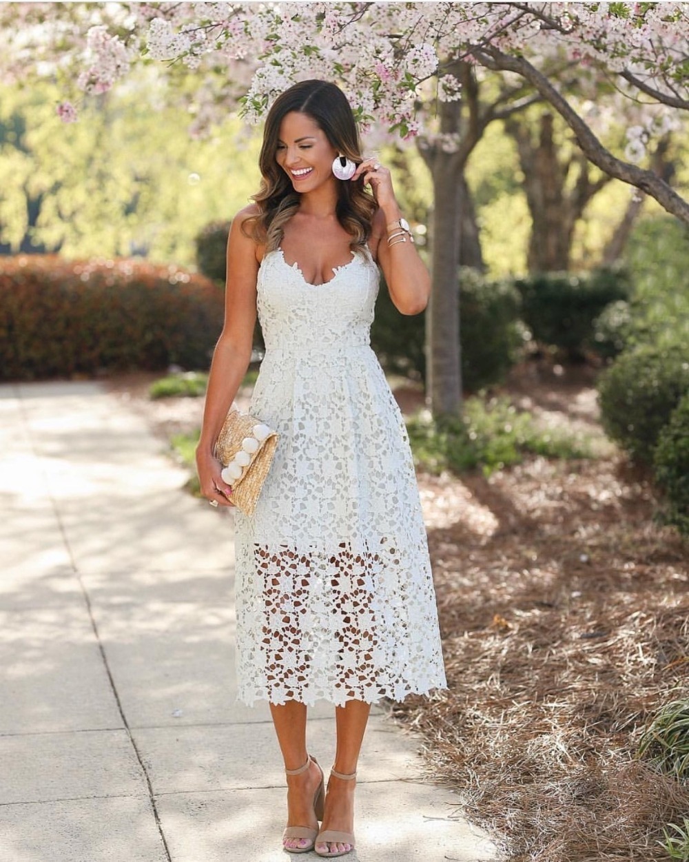 Fashion Sleeveless Halter Strap Vintage Women Overtay V Neck Summer Lace Dress High Waist Sexy Backless Bandage Midi Dress T200604