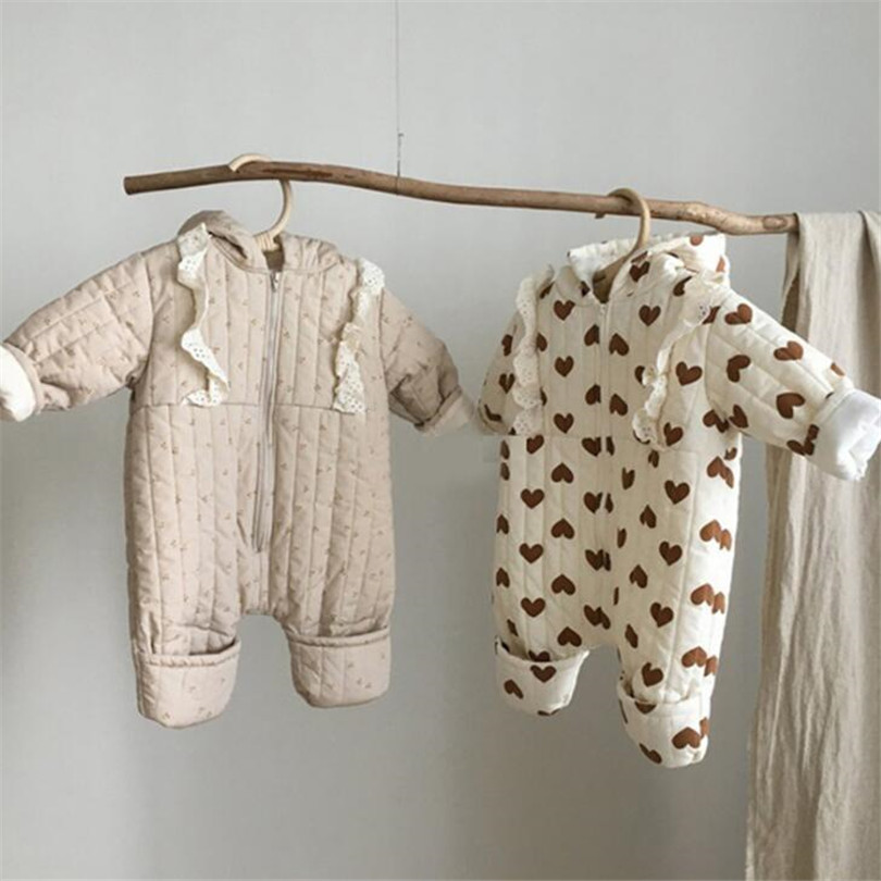 Baby Winter Clothes Baby Romper Autumn Hooded Baby Jumpsuit Coat Outerwear Thick Warm Infant Boys Girls Romper Snowsuits J1203, White
Baby Winter Clothes Baby Romper Autumn Hooded Baby Jumpsuit Coat Outerwear Thick Warm Infant Boys Girls Romper Snowsuits J1203, White