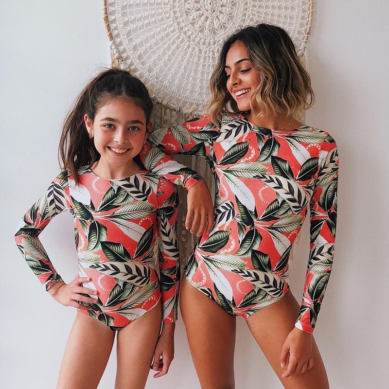 Long Sleeves Backless Rash Guard Swimsuit Women Surf Beach Wear Sport One Piece Swimwear UV Bodysuit Bathing Suit Y200824, 1805
Long Sleeves Backless Rash Guard Swimsuit Women Surf Beach Wear Sport One Piece Swimwear UV Bodysuit Bathing Suit Y200824, 1805