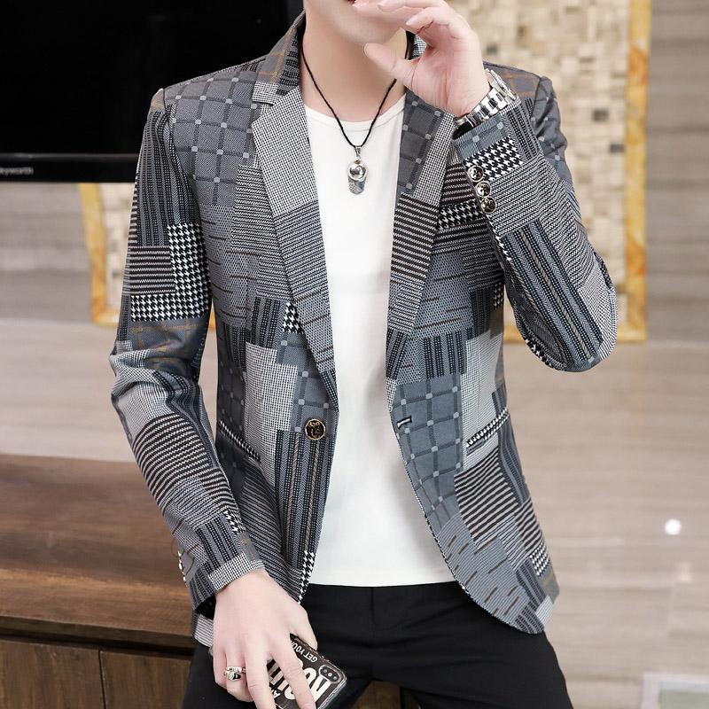 European station men Korean edition plaid leisure suit 2021 autumn fashion hair stylist small suit British coat, Gray
European station men Korean edition plaid leisure suit 2021 autumn fashion hair stylist small suit British coat, Gray