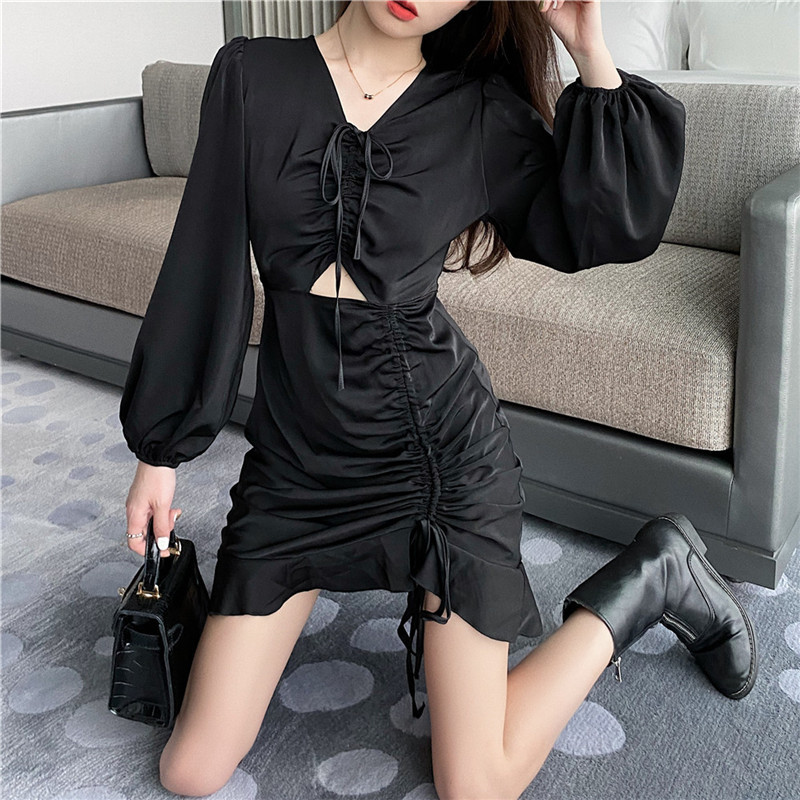 2021 New Korean Cord Short Female Fashion Fall Neck Long Sleeves Elegant Out Waist High Wrinkling Dress 22W1, Black
2021 New Korean Cord Short Female Fashion Fall Neck Long Sleeves Elegant Out Waist High Wrinkling Dress 22W1, Black