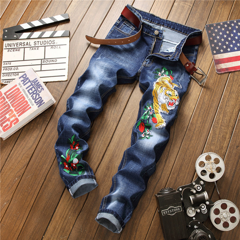 2021 New Arrival High-quality Men Thin Fitting Elastic Pants Denim Fashion Jeans Embroidery 0KUC, Black
2021 New Arrival High-quality Men Thin Fitting Elastic Pants Denim Fashion Jeans Embroidery 0KUC, Black