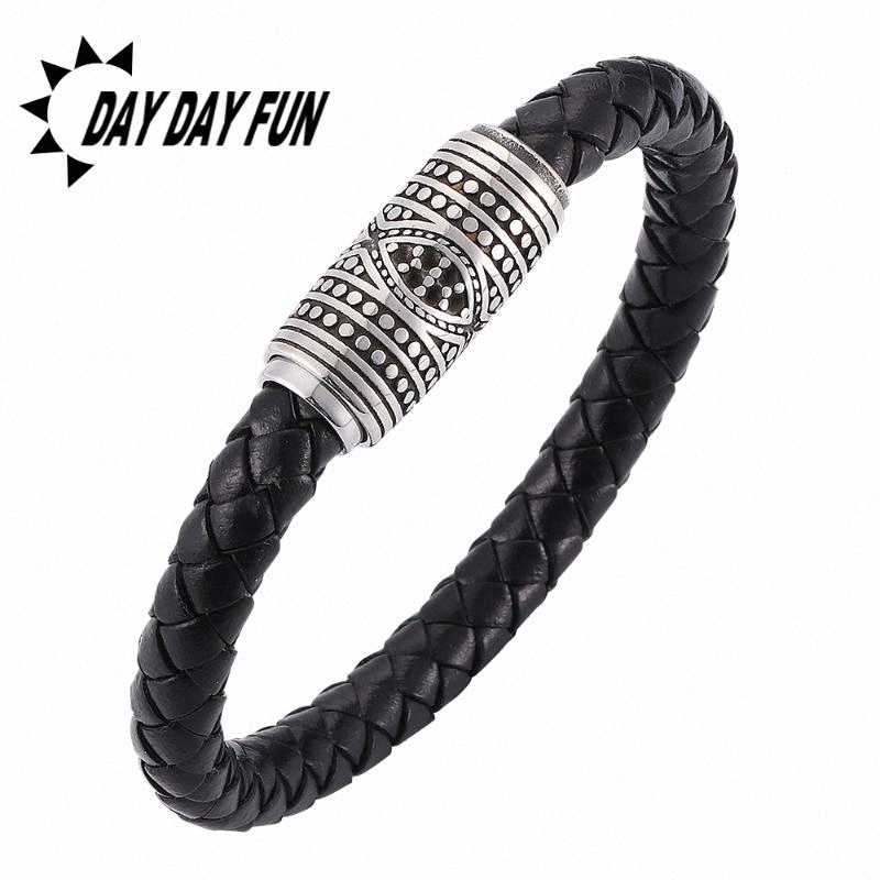 Limited Pulseira Masculina Pulseira Feminina 18.5/20.5cm Black Leather Bracelets For Bangle & Bracelet Fashion Men Jewelry E0092 3lNP#
Limited Pulseira Masculina Pulseira Feminina 18.5/20.5cm Black Leather Bracelets For Bangle & Bracelet Fashion Men Jewelry E0092 3lNP#