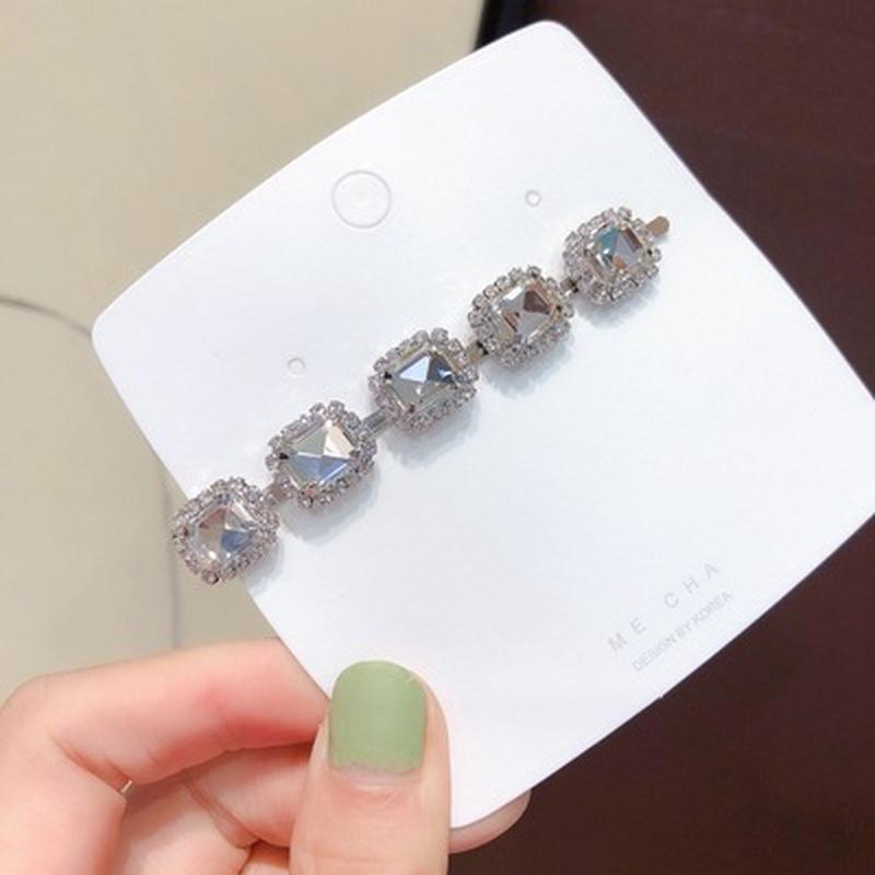 Female Exquisite Square Crystal Rhinestones Hairpin Elegant Lady Headwear Barrettes Temperament Fashion Women Hair Accessories
Female Exquisite Square Crystal Rhinestones Hairpin Elegant Lady Headwear Barrettes Temperament Fashion Women Hair Accessories