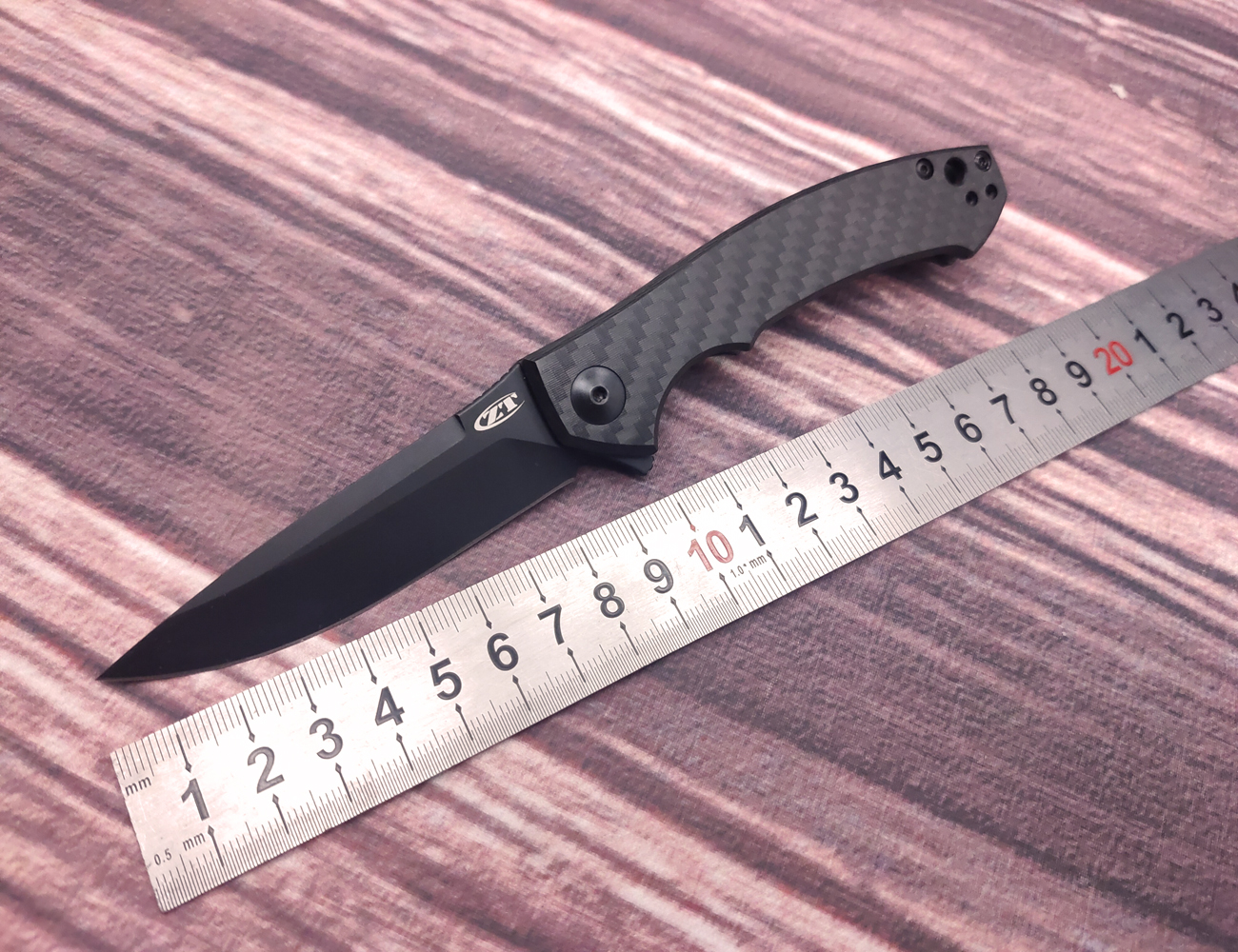 Zero Tolerance 0450CF Dmitry Sinkevich Flipper 3.25" S35VN Black Blade, Carbon Fiber and Titanium Handles
Zero Tolerance 0450CF Dmitry Sinkevich Flipper 3.25" S35VN Black Blade, Carbon Fiber and Titanium Handles