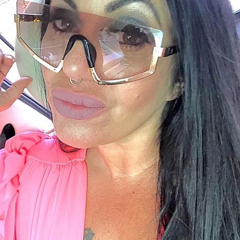 Half Frame Oversized Sunglasses Ladies Men Brand Designer 2020 high quality Trendy Cat Eye Sunglasses Women One Lens Shield Men
Half Frame Oversized Sunglasses Ladies Men Brand Designer 2020 high quality Trendy Cat Eye Sunglasses Women One Lens Shield Men
