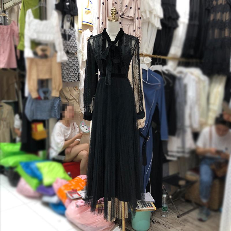 Korean Autumn Women' Black Lace-up Velvet Patchwork Mesh Dress Female Full Sleeve Polka Dot Elegant Party Pleated Long Dresses 
Korean Autumn Women' Black Lace-up Velvet Patchwork Mesh Dress Female Full Sleeve Polka Dot Elegant Party Pleated Long Dresses