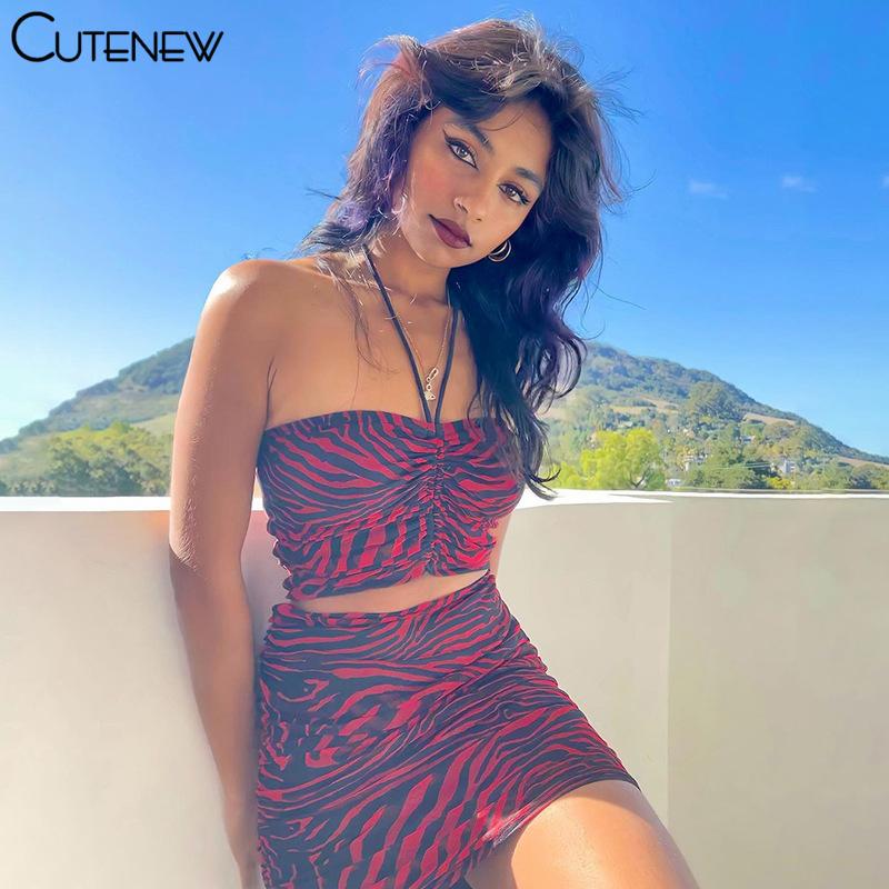 Work Dresses Cute Fashion Casual Two Piece Sets Women Backless Halter Top And High Waist Mini Skirt Streetwear Red Black Stripe Lady Suit, White;black
Work Dresses Cute Fashion Casual Two Piece Sets Women Backless Halter Top And High Waist Mini Skirt Streetwear Red Black Stripe Lady Suit, White;black