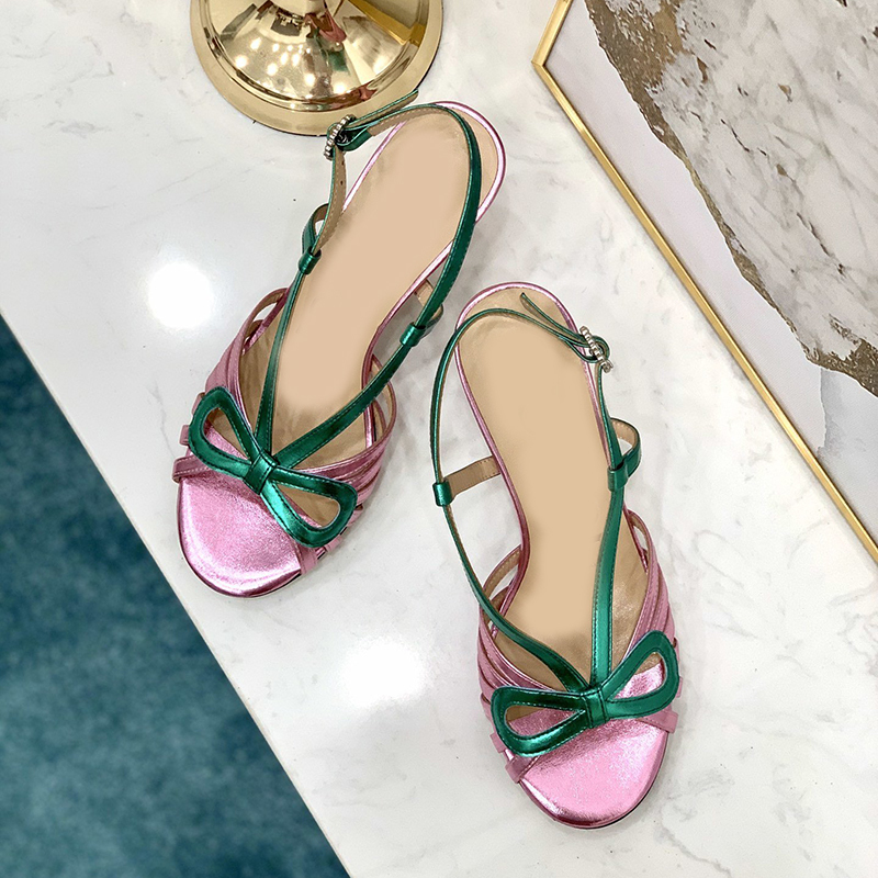 Woman slippers 2020 summer feminine retro seam casual lady down beach open peep toe sandals slide shoes KCRM, Black
Woman slippers 2020 summer feminine retro seam casual lady down beach open peep toe sandals slide shoes KCRM, Black