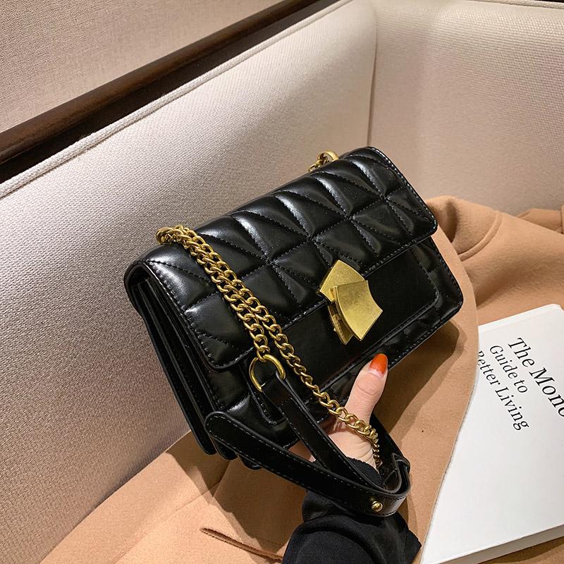 Pure color plaid ladies shoulder bag 2021 new sequins luxury design comfortable shoulder strap party girl casual messenger bag, Black
Pure color plaid ladies shoulder bag 2021 new sequins luxury design comfortable shoulder strap party girl casual messenger bag, Black