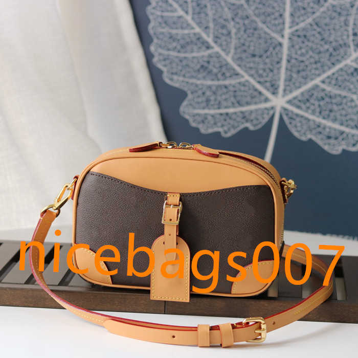 2021 Superior Suppliers Women's Bags High Quality cute fashion backpack Wallet Classic shoulder Fairy Korean version trend retro super
2021 Superior Suppliers Women's Bags High Quality cute fashion backpack Wallet Classic shoulder Fairy Korean version trend retro super