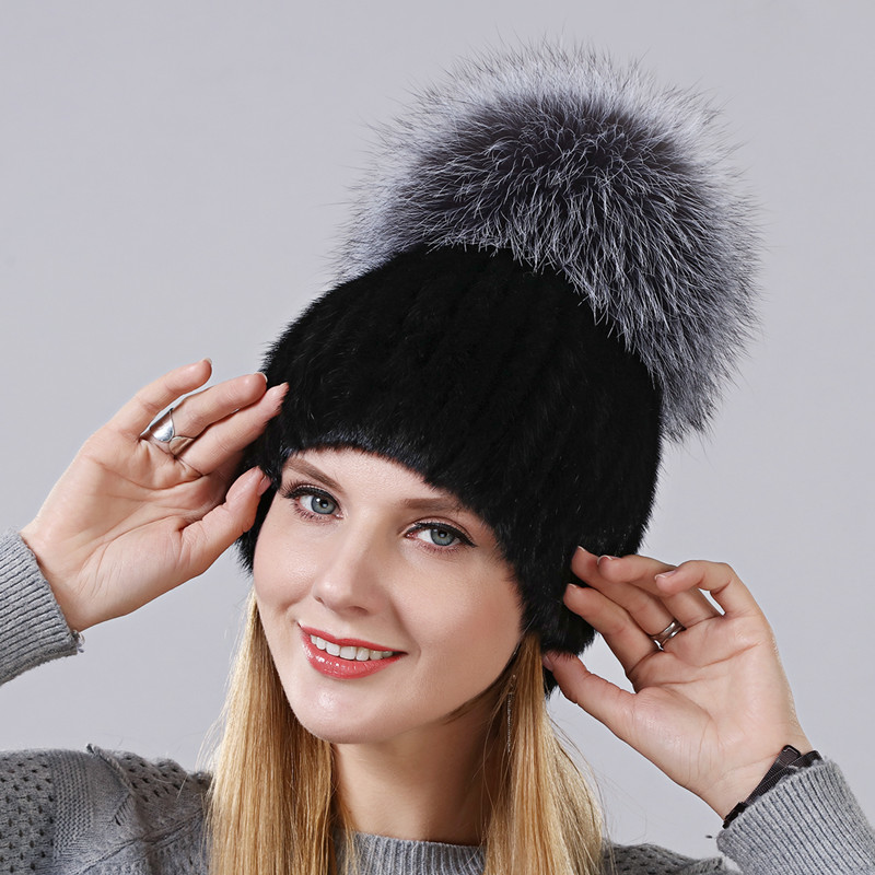 Inverno novo estilo chapu para mulher natural vison com alta qualidade pele de raposa na parte superior das senhoras skullies, 001
Inverno novo estilo chapu para mulher natural vison com alta qualidade pele de raposa na parte superior das senhoras skullies, 001