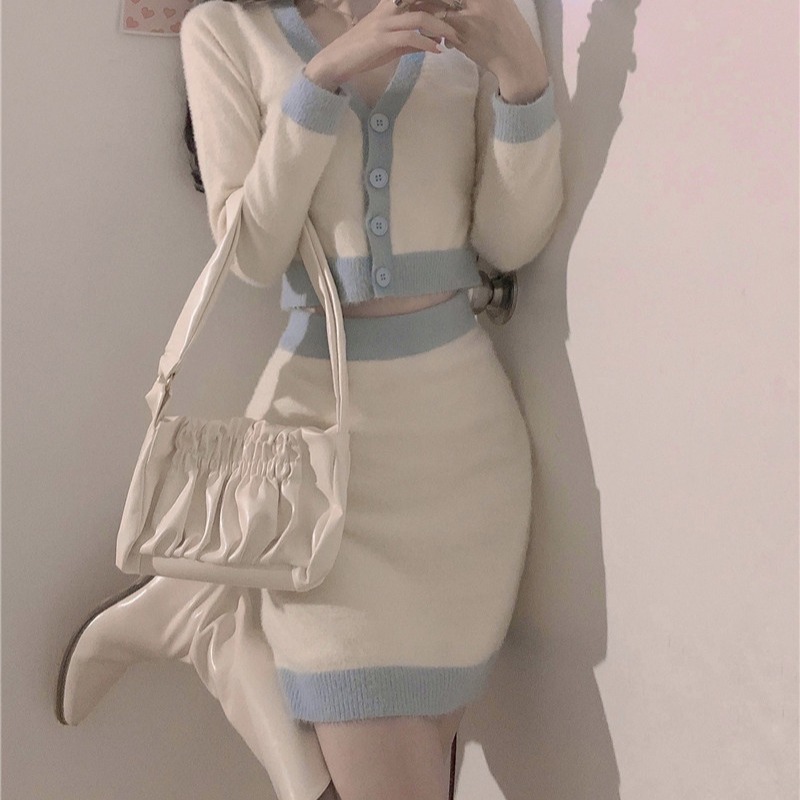 2021 New Knitted Joints 2 for Women Sweet Furry Sweater `bodycon Skirt'defines Fashion Sweat Two Pieces Matching Nice Clothes IMT8, Only skirt.
2021 New Knitted Joints 2 for Women Sweet Furry Sweater `bodycon Skirt'defines Fashion Sweat Two Pieces Matching Nice Clothes IMT8, Only skirt.