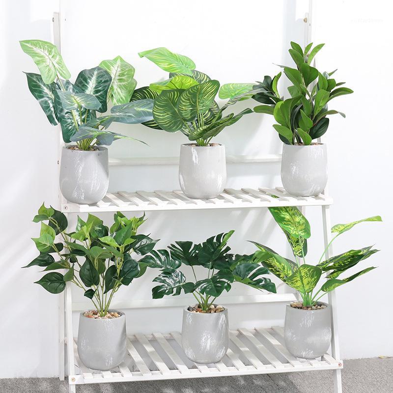 Artificial Plants Bonsai Small Tree Pot Plants Fake Monstera Potted Ornaments For Home Decoration Hotel Garden Decor PoT1
Artificial Plants Bonsai Small Tree Pot Plants Fake Monstera Potted Ornaments For Home Decoration Hotel Garden Decor PoT1