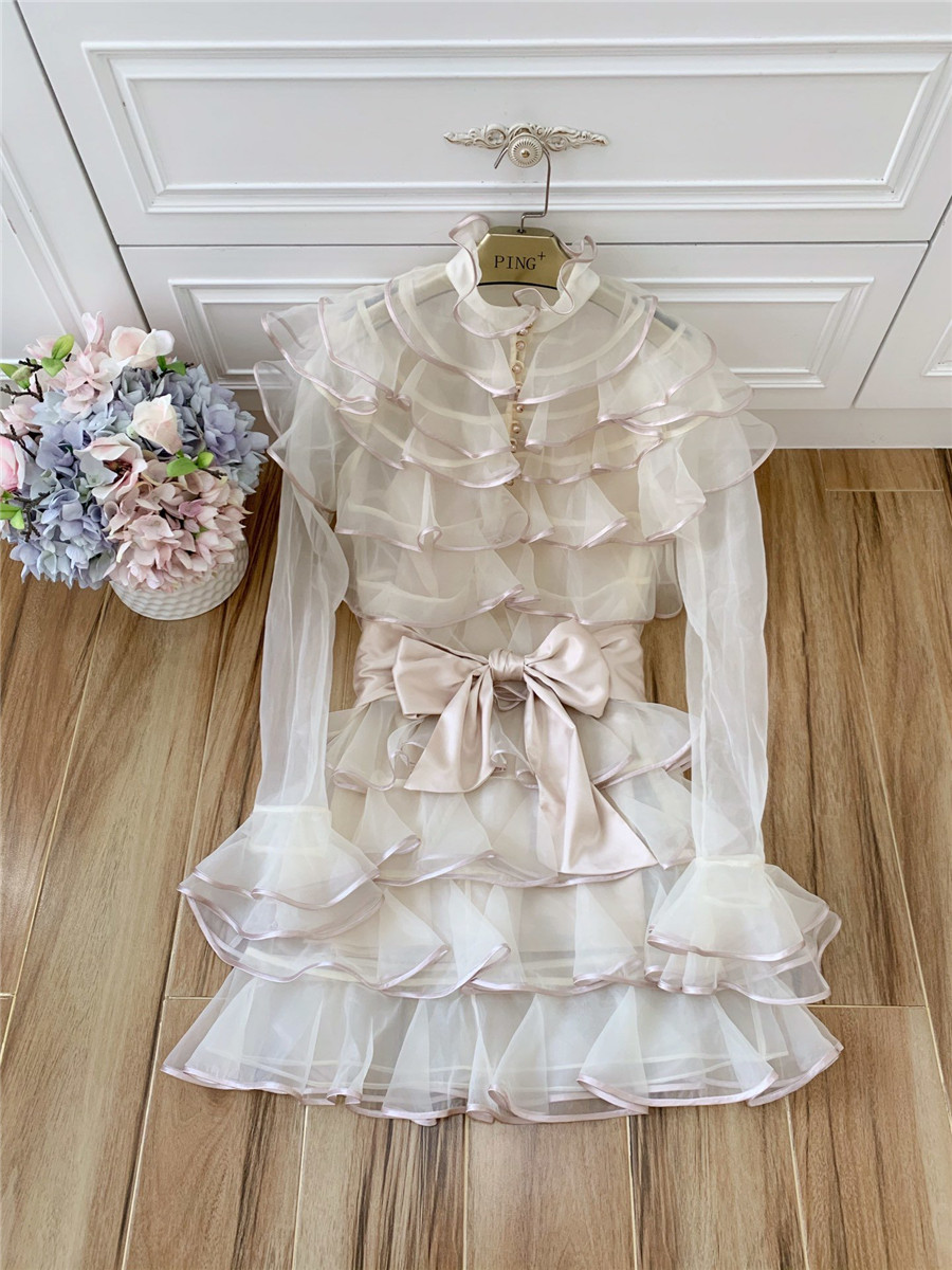 Europe station 2020 autumn/winter new women' long-sleeve dress temperament-Organza tied edge layer cake skirt, Khaki
Europe station 2020 autumn/winter new women' long-sleeve dress temperament-Organza tied edge layer cake skirt, Khaki