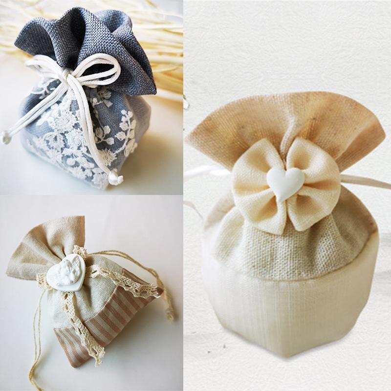 2019 Merry Christmas Gift Bags Candy Packing Pouch Birthday Wedding Party Candy Cloth Drawstring Bag Baby Shower Supplies1
2019 Merry Christmas Gift Bags Candy Packing Pouch Birthday Wedding Party Candy Cloth Drawstring Bag Baby Shower Supplies1