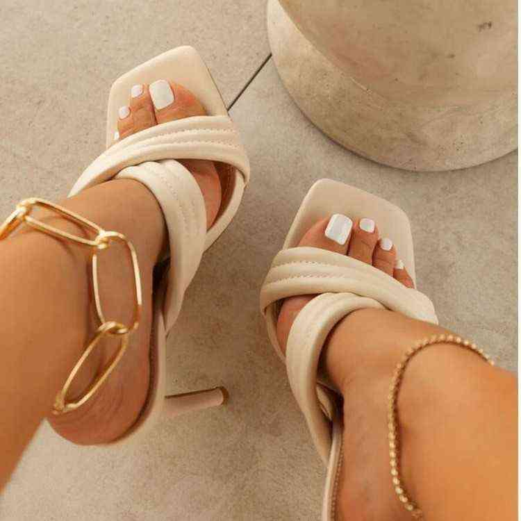 Sandalias talla grande para mujer, zapatos de tacn alto de 11,5 cm, estilo Gladiador, stilettos, tiras cruzadas, Black
Sandalias talla grande para mujer, zapatos de tacn alto de 11,5 cm, estilo Gladiador, stilettos, tiras cruzadas, Black