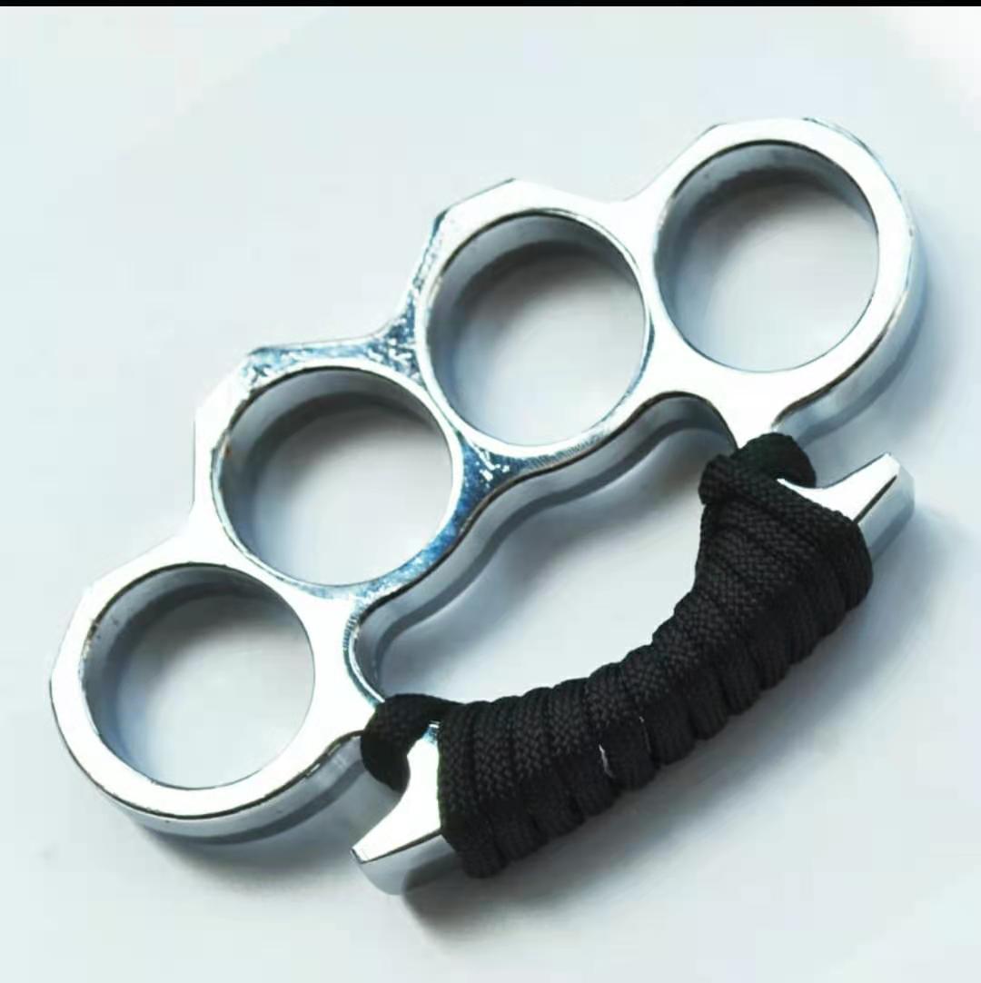 Glass fiber finger tiger four finger self-defense weapons will hand in hand buckle tiger finger fist button self-defense fighting supplies07
Glass fiber finger tiger four finger self-defense weapons will hand in hand buckle tiger finger fist button self-defense fighting supplies07
