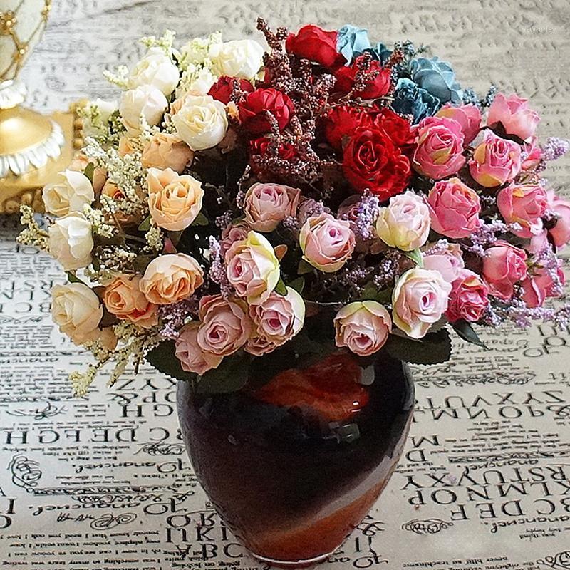 1pc Simulation Rose Flower 15 Heads Artificial Flowers Rose Party Bouquet Christmas Festival Party Home Decoration Fake Flower1, Pink
1pc Simulation Rose Flower 15 Heads Artificial Flowers Rose Party Bouquet Christmas Festival Party Home Decoration Fake Flower1, Pink