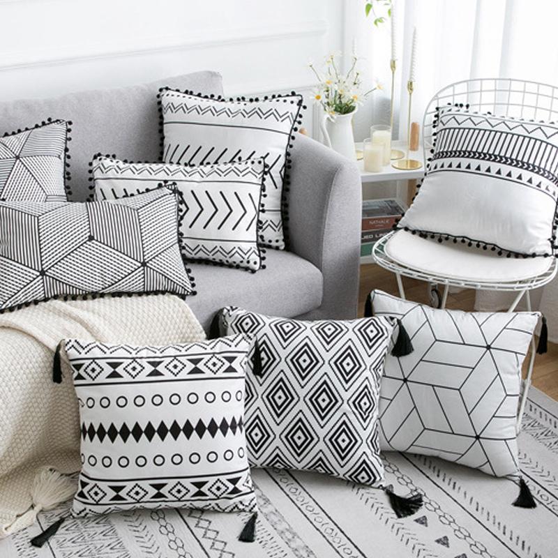 ZENGIA Boho Moroccan Cushion Cover Geometric White Black Tassels Pillow Cover Decorative Pillow Case Pom Pom Home Decor 45*45cm, 3-45x45cm
ZENGIA Boho Moroccan Cushion Cover Geometric White Black Tassels Pillow Cover Decorative Pillow Case Pom Pom Home Decor 45*45cm, 3-45x45cm