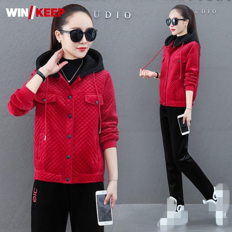 Women Gold Velvet Sports Suit Fashion Hooded Single-Breasted Pocket Trousers Two Piece Sets Autumn Winter Casual Fitness Running, Black
Women Gold Velvet Sports Suit Fashion Hooded Single-Breasted Pocket Trousers Two Piece Sets Autumn Winter Casual Fitness Running, Black