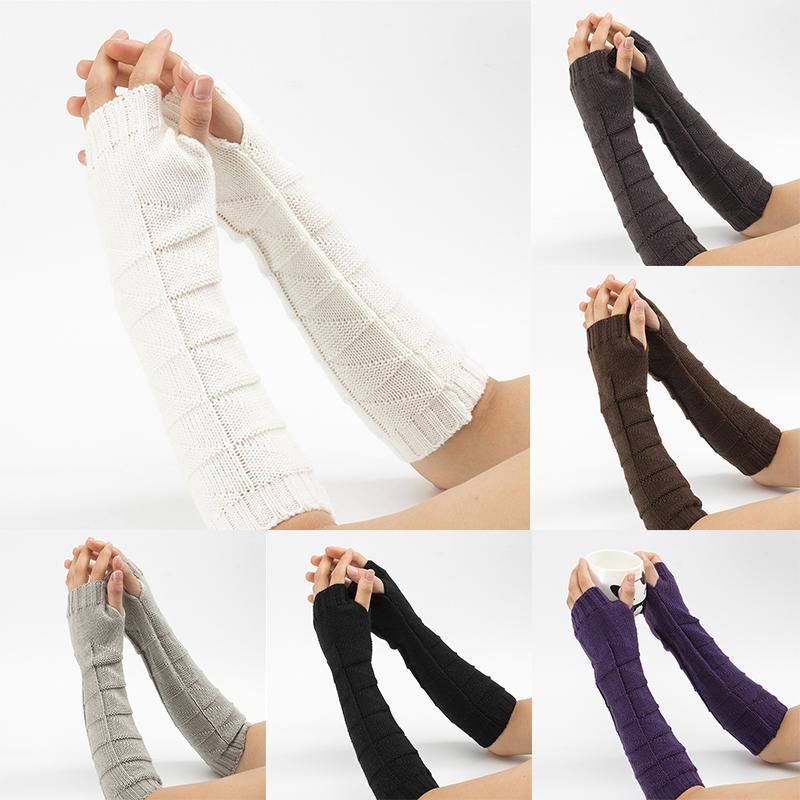 Women Gloves Wool Arm Warmers Winter Fashion Fingerless Gloves Button Knitted Mitten Long for Women Guantes Handschoen1
Women Gloves Wool Arm Warmers Winter Fashion Fingerless Gloves Button Knitted Mitten Long for Women Guantes Handschoen1
