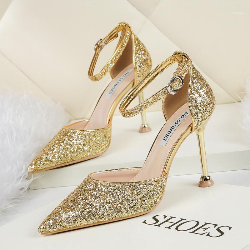 sexy sequins pointed toe high heels shoes woman night club bling buckle pumps shallow cover heel party stilettos trendy sandals1, Red 9.5 cm
sexy sequins pointed toe high heels shoes woman night club bling buckle pumps shallow cover heel party stilettos trendy sandals1, Red 9.5 cm