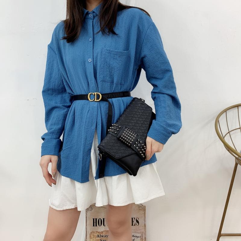 Ladies Bag Messenger Bag 2021 New Korean Version of All-match Shoulder Handbag Rivet Small Square Women's, Black
Ladies Bag Messenger Bag 2021 New Korean Version of All-match Shoulder Handbag Rivet Small Square Women's, Black