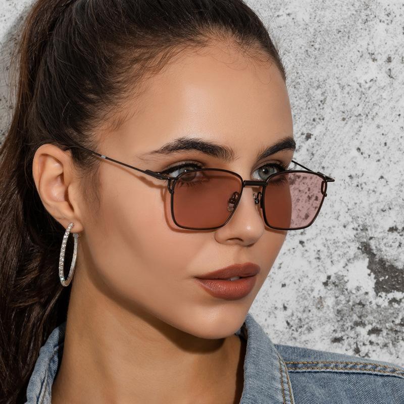 Sunglasses Fashion Small Frame Square Metal Polarized Brand Design Anti-ultraviolet UV400 Casual For Adult,Women,Men
Sunglasses Fashion Small Frame Square Metal Polarized Brand Design Anti-ultraviolet UV400 Casual For Adult,Women,Men