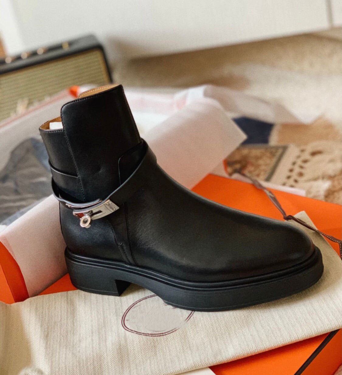 Elegant Winter Luxury Kelly Lock Buckles Ankle Boots Black …