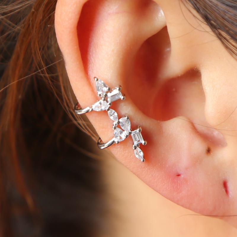 Ear Cuff micro pave cz circle cuff 925 sterling silver color no pierced stack letter H little girl earring
Ear Cuff micro pave cz circle cuff 925 sterling silver color no pierced stack letter H little girl earring