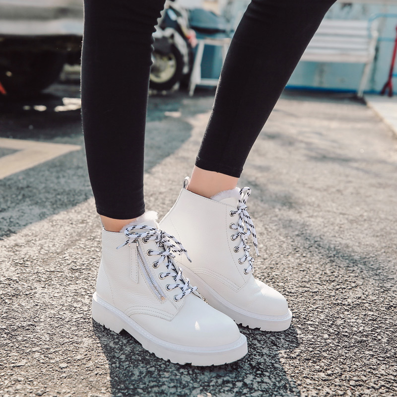 2021 The New New Ankle Genuine Leather Winter Wool Lining Snow Women Designer Boots Lace Up Martin Boot Vbt4, White pigskin.
2021 The New New Ankle Genuine Leather Winter Wool Lining Snow Women Designer Boots Lace Up Martin Boot Vbt4, White pigskin.