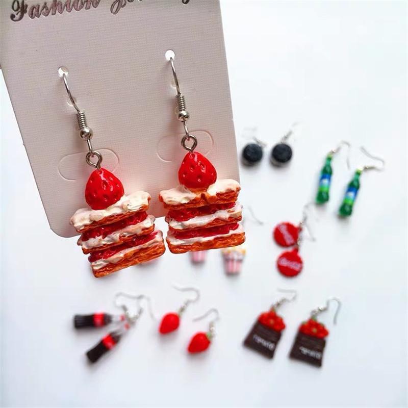 Simulation Cake Earrings for Women Chocolate Biscuit Popcorn Relax Snacks Strawberry School Accessories Girl Jewelry Gifts1
Simulation Cake Earrings for Women Chocolate Biscuit Popcorn Relax Snacks Strawberry School Accessories Girl Jewelry Gifts1