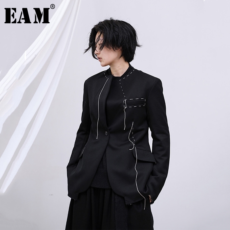 EAM Loose Fit Black Line Split Joint Short Jacket Lapel Long Sleeve Women Coat Fashion Spring Autumn 1M749 201017