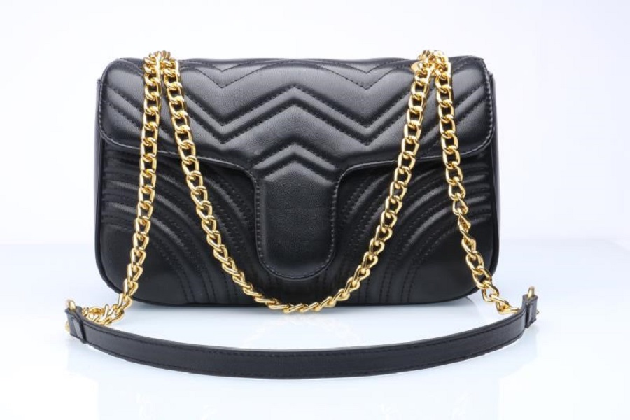 Women luxurys designers bags High Quality Marmont Velvet Shoulder Handbags Purses Gold Chain Fashion letter Crossbody Bag 26cm, Red 26cm
Women luxurys designers bags High Quality Marmont Velvet Shoulder Handbags Purses Gold Chain Fashion letter Crossbody Bag 26cm, Red 26cm