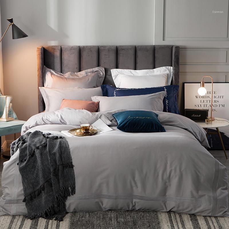 Gray White Embroidery Duvet/Quilt Cover JPcs Queen King size Fitted sheet Bedding Set Soft Hotel Bed sheet Bed set ropa de cama1, Bedding set 4
Gray White Embroidery Duvet/Quilt Cover JPcs Queen King size Fitted sheet Bedding Set Soft Hotel Bed sheet Bed set ropa de cama1, Bedding set 4