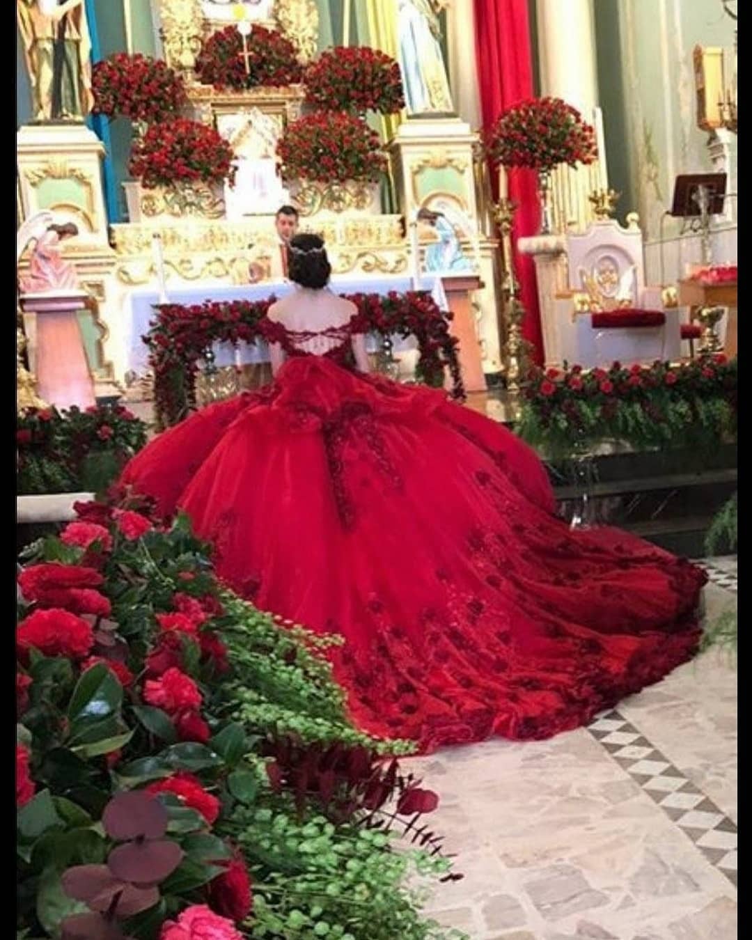 Red Beaded Ball Gown Backless Wedding Dresses Sequined Off The Shoulder Neck 3D Appliqued Bridal Gowns Tulle Court Train Vestidos De Novia 407