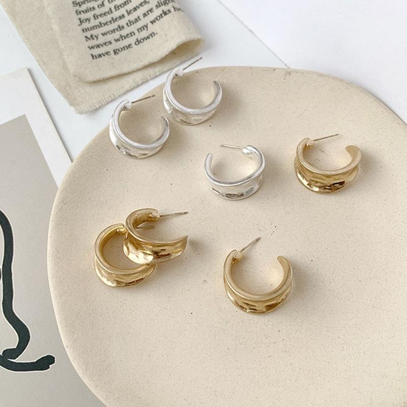 Trendy Simple C Shaped Earrings For Women Korean Geometric Semi Circular Metal Texture Earrings Jewelry Female Gifts
Trendy Simple C Shaped Earrings For Women Korean Geometric Semi Circular Metal Texture Earrings Jewelry Female Gifts