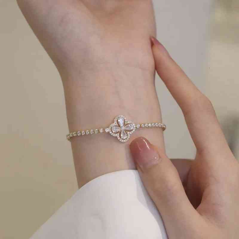 Water Drop Bracelet Clover Design Zircon Clavicle Chain Female Bride Jewelry Gift Ladies Woman