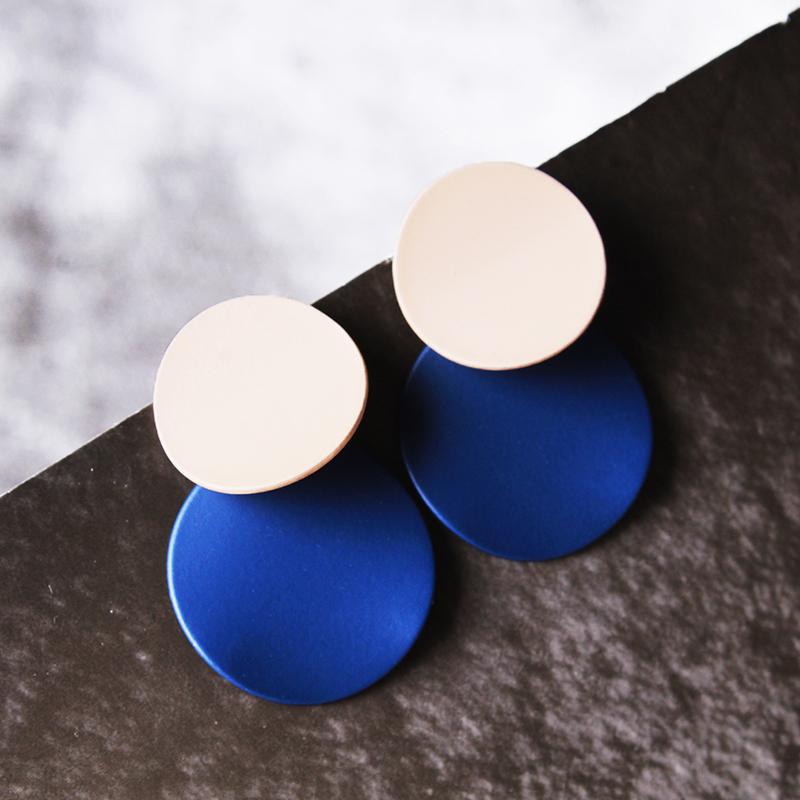 Fashion Statement Earrings Black Red Gold Round Circle Geometric Earrings For Women Punk Metal Earring Trendy Jewelry Elegant
Fashion Statement Earrings Black Red Gold Round Circle Geometric Earrings For Women Punk Metal Earring Trendy Jewelry Elegant