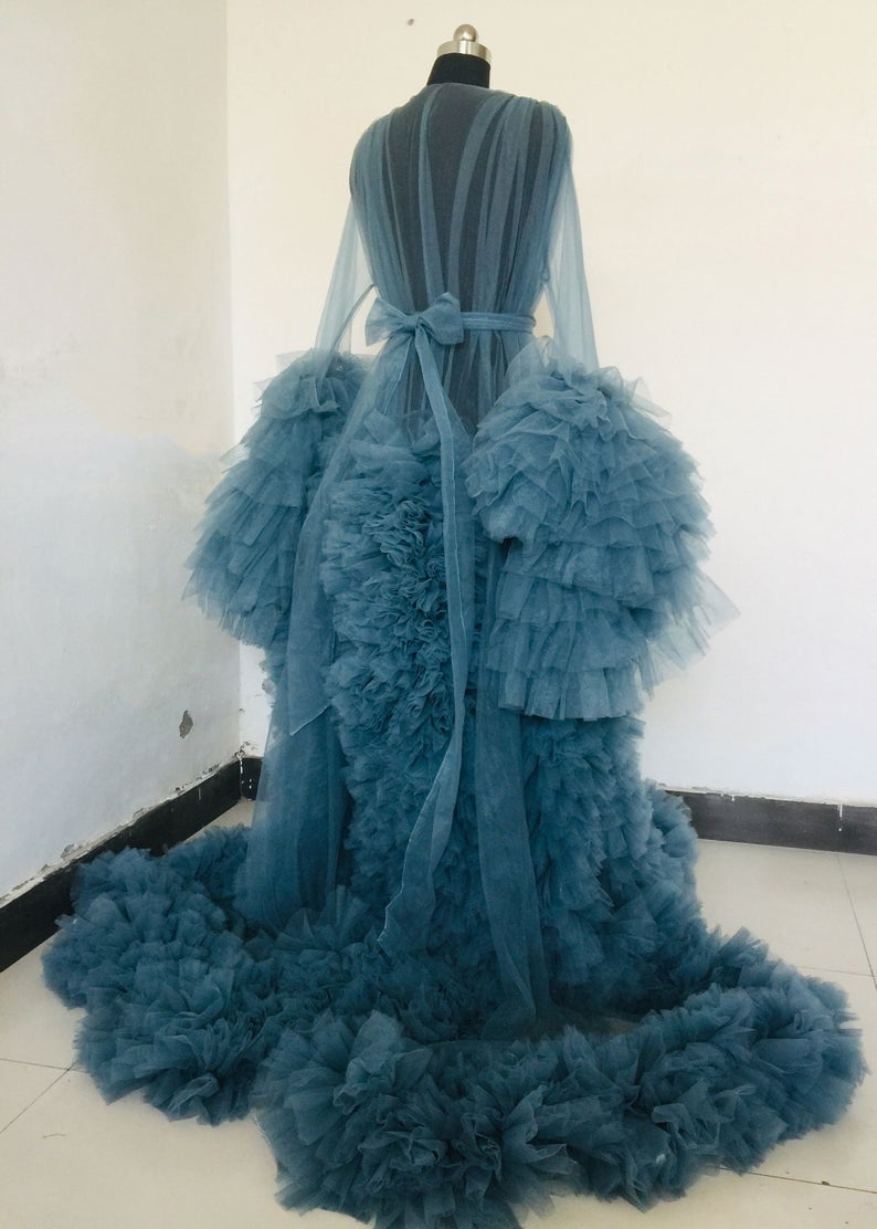 Chic Illusion Tiered Ruffles Tulle Photo Shoot Robes Women Sexy Kimono Pregnant Party Sleepwear Bathrobe Sheer Nightgown Robe
Chic Illusion Tiered Ruffles Tulle Photo Shoot Robes Women Sexy Kimono Pregnant Party Sleepwear Bathrobe Sheer Nightgown Robe