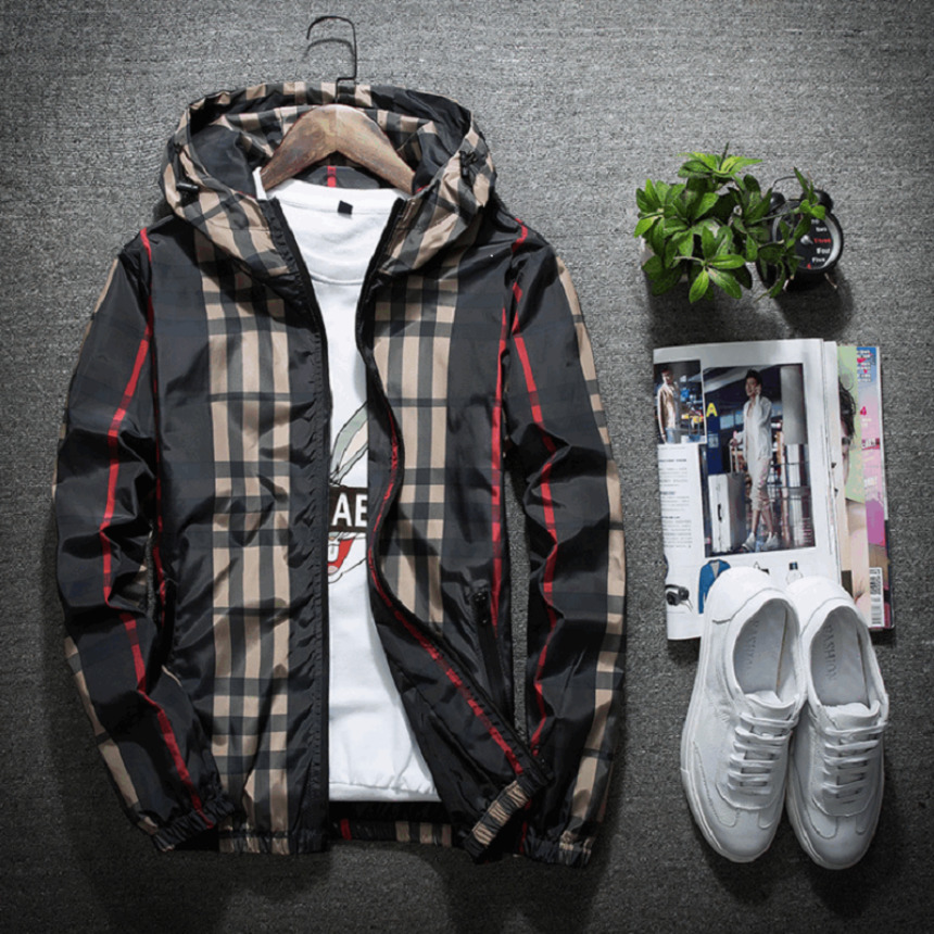 2021 fashion brand spring and autumn et men's hooded casual sports mountaineering windproof zipper windbreaker, Black;brown 
2021 fashion brand spring and autumn et men's hooded casual sports mountaineering windproof zipper windbreaker, Black;brown